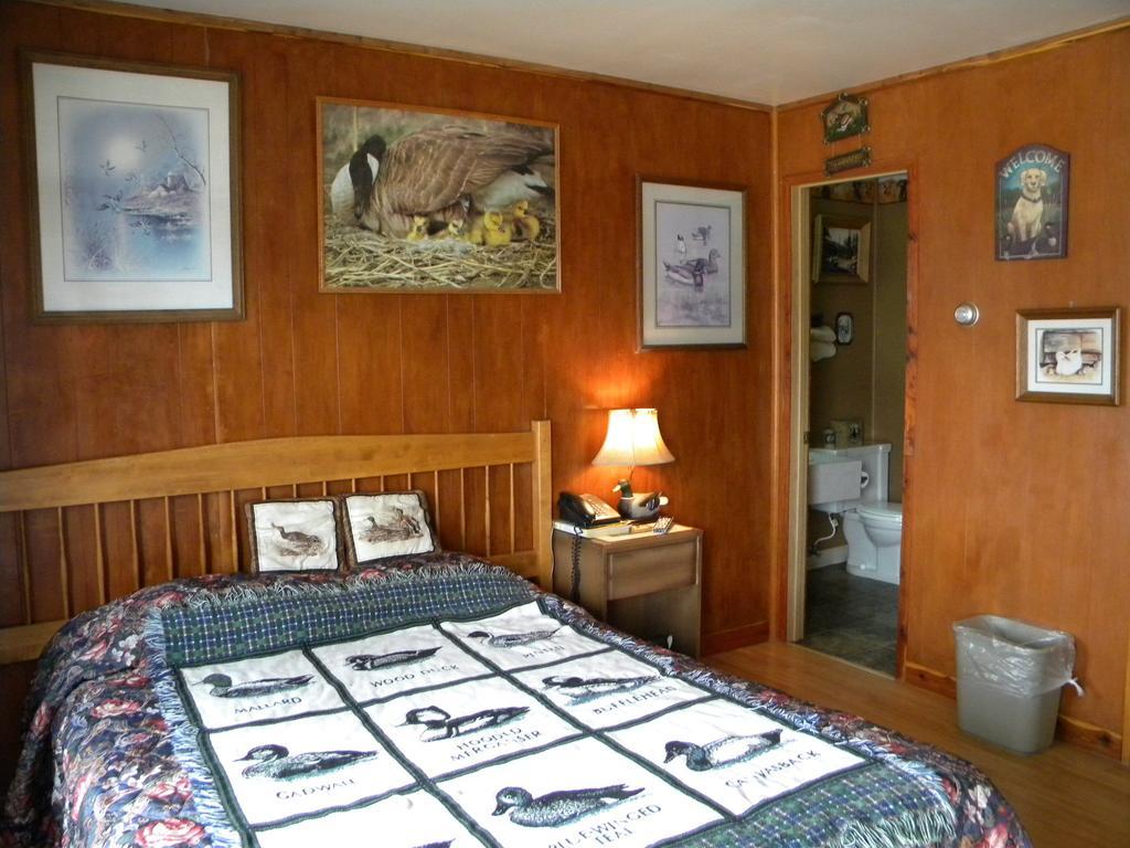 كاليسبيل، مونتانا Blue And White Motel المظهر الخارجي الصورة