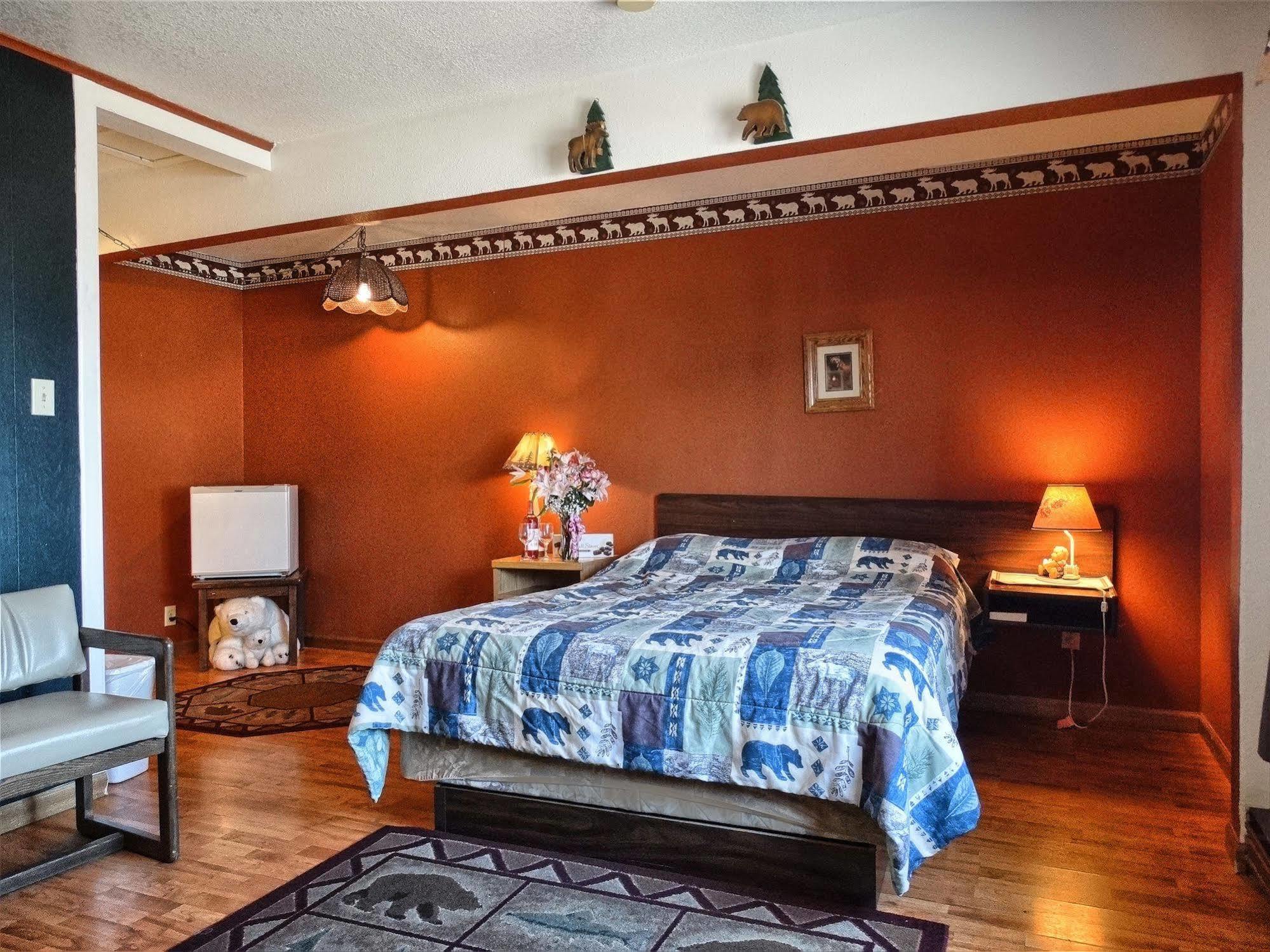 كاليسبيل، مونتانا Blue And White Motel المظهر الخارجي الصورة